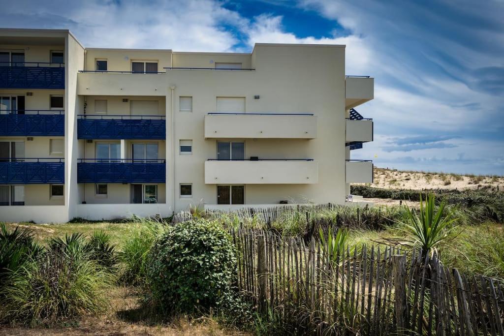 Charmant Appartement En Front De Mer Avec Piscine لاكانو المظهر الخارجي الصورة
